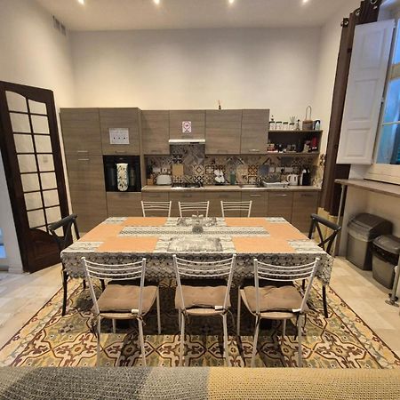Spacious 4-Bedrooms Townhouse In Tas-Sliema Exterior photo