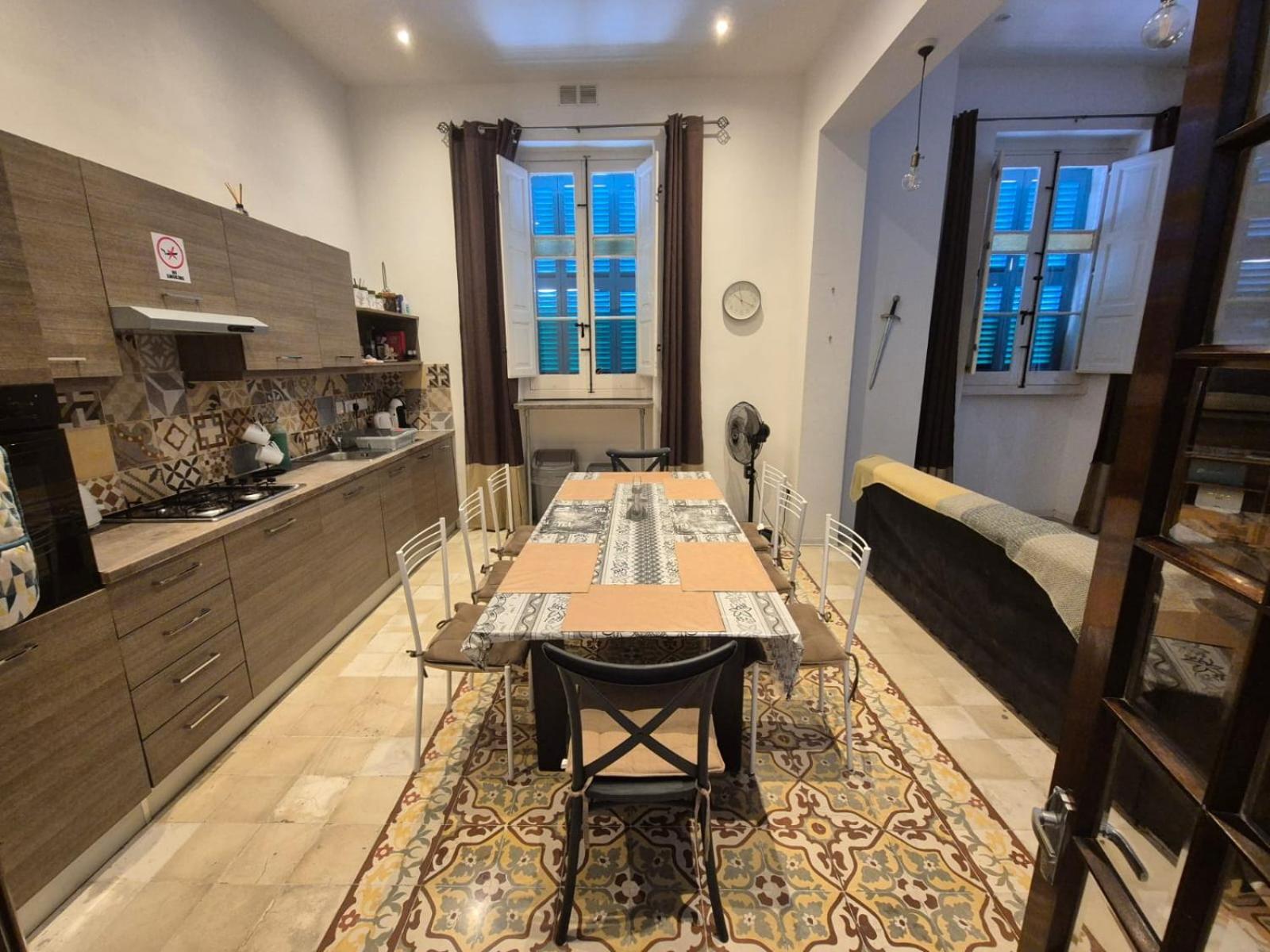 Spacious 4-Bedrooms Townhouse In Tas-Sliema Exterior photo